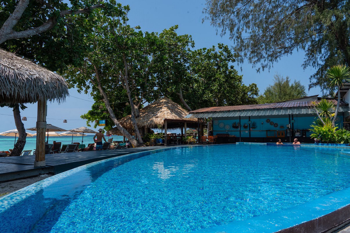 Dong Talay Lipe Beach Resort