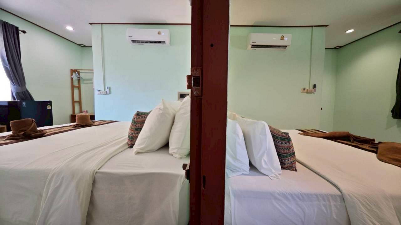 Family Connecting Room