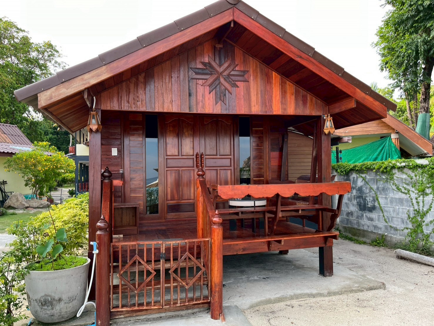 Private Beach Chalet