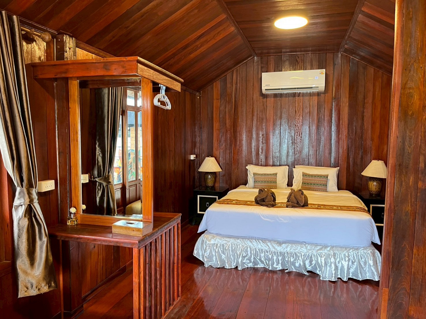 Private Beach Chalet